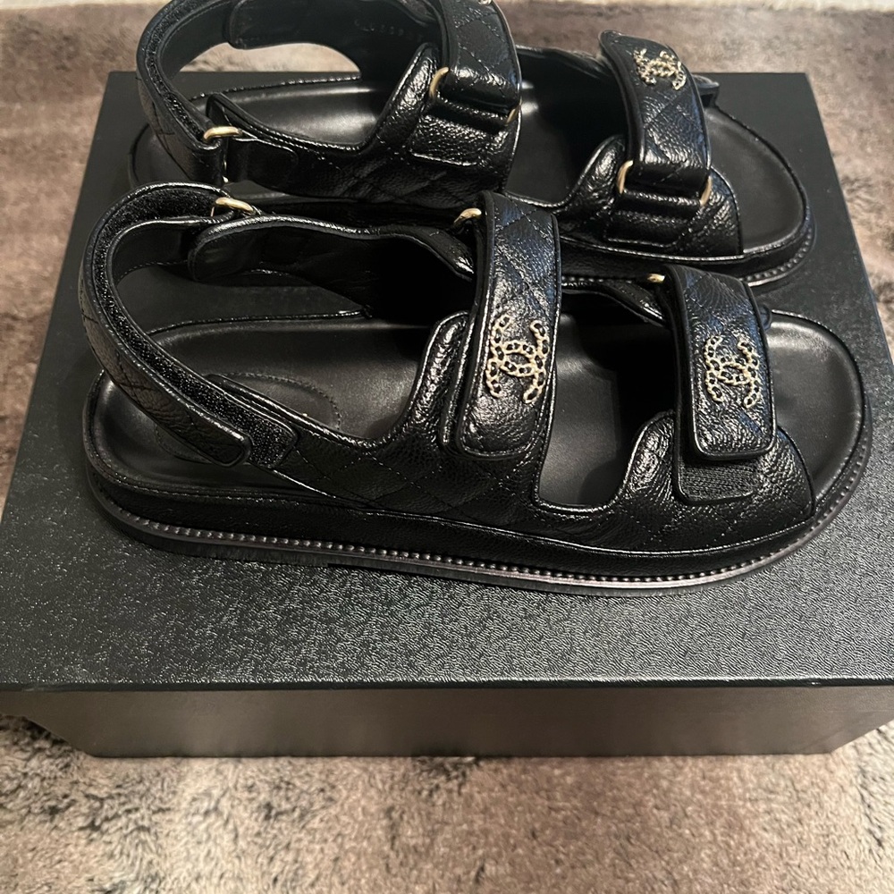 CHANEL Black Leather Sandals with champagne gold hardware - Picture 2 of 7